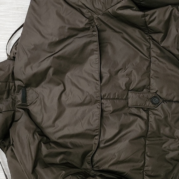 Prada lightweight jacket - Picture 10 of 14